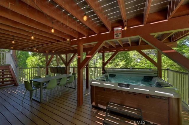 349 Castle Gate, Lake Arrowhead, CA 92352