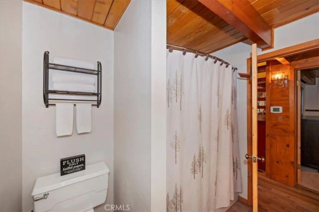 349 Castle Gate, Lake Arrowhead, CA 92352