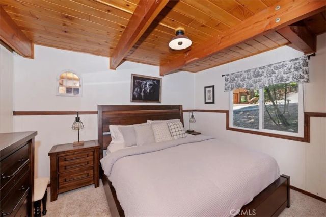 349 Castle Gate, Lake Arrowhead, CA 92352