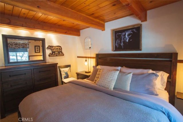 349 Castle Gate, Lake Arrowhead, CA 92352