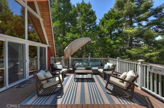 349 Castle Gate, Lake Arrowhead, CA 92352