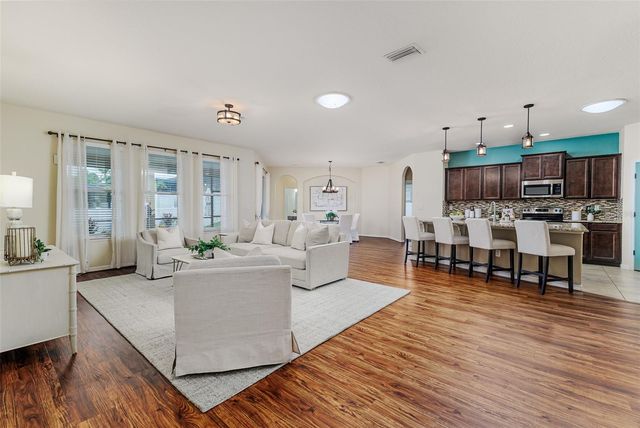 143 BROAD STREET, Winter Haven, FL 33881