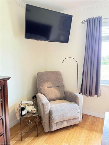 4070 Northlight DR 1612, Naples, FL 34112