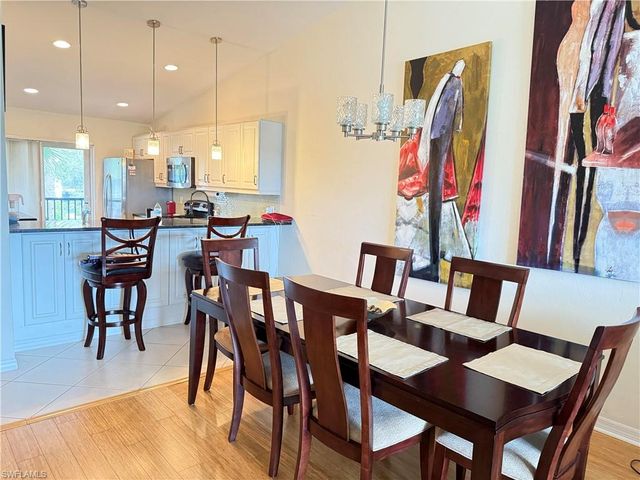 4070 Northlight DR 1612, Naples, FL 34112