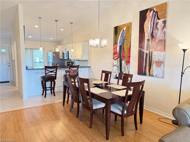 4070 Northlight DR 1612, Naples, FL 34112