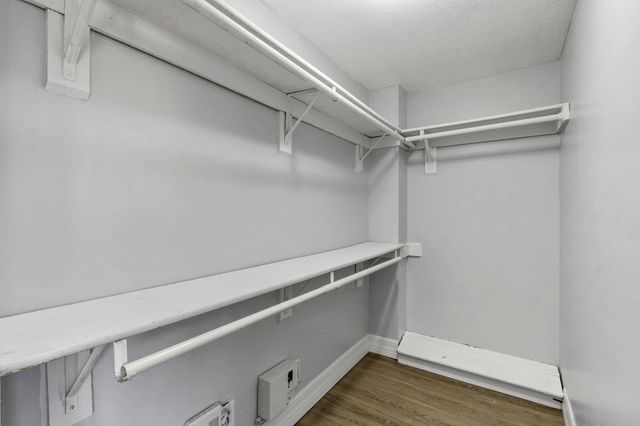 5160 Las Verdes Circle 314, Delray Beach, FL 33484