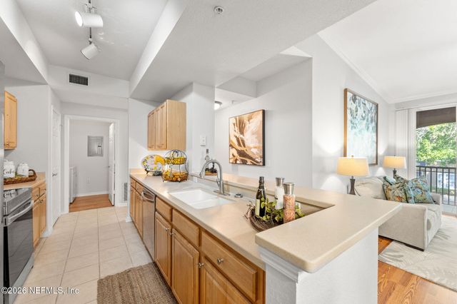 10075 GATE Parkway N 1513, Jacksonville, FL 32246