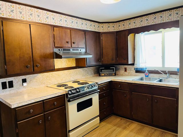 53 Ackerman Lane, Fairlee, VT 05045