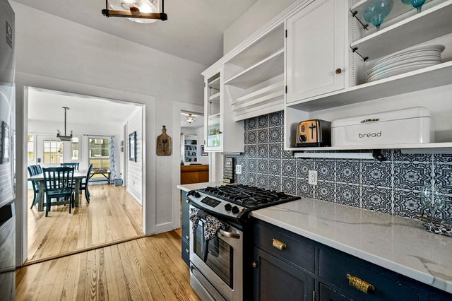 410 E Schubert ST, Fredericksburg, TX 78624