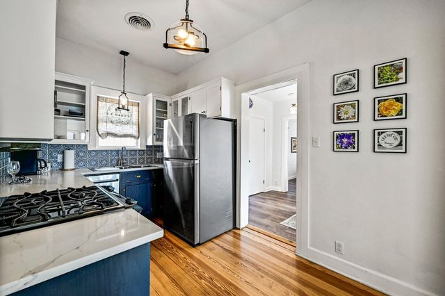 410 E Schubert ST, Fredericksburg, TX 78624
