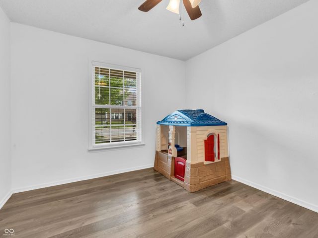 8648 Wheatfield Drive, Indianapolis, IN 46113