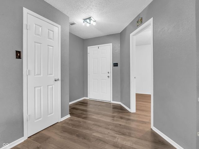 8648 Wheatfield Drive, Indianapolis, IN 46113