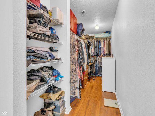 8648 Wheatfield Drive, Indianapolis, IN 46113