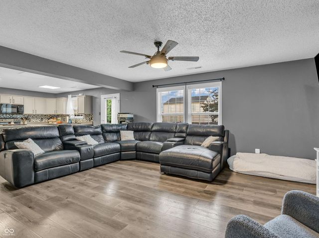 8648 Wheatfield Drive, Indianapolis, IN 46113