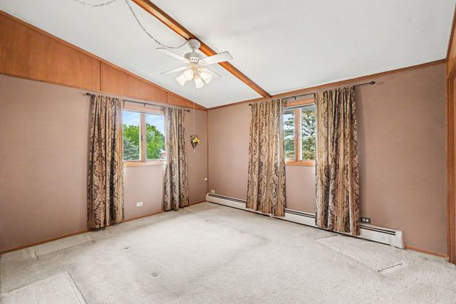 158 County Road E, Houlton, WI 54082