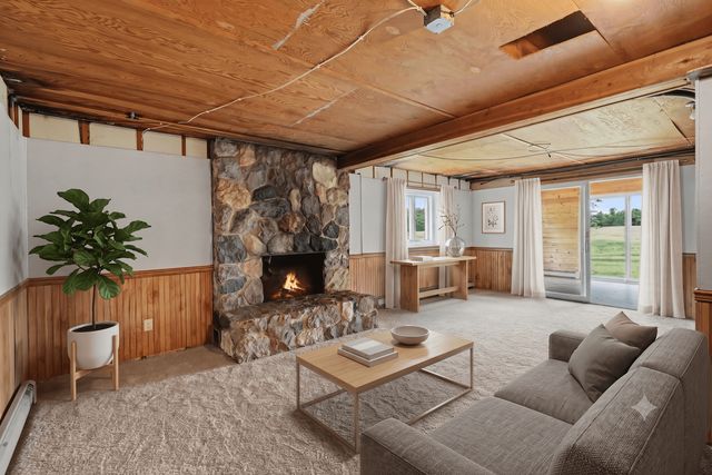 158 County Road E, Houlton, WI 54082