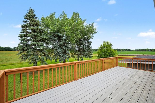 158 County Road E, Houlton, WI 54082