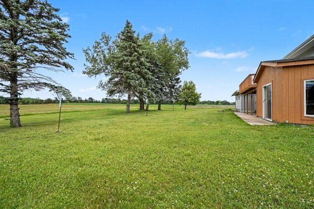 158 County Road E, Houlton, WI 54082