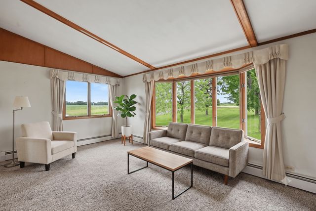 158 County Road E, Houlton, WI 54082