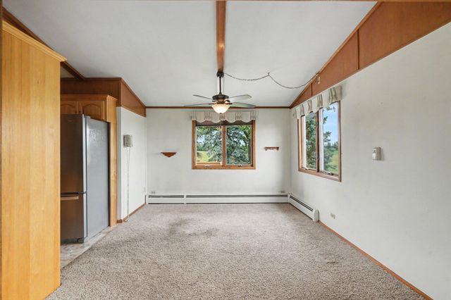 158 County Road E, Houlton, WI 54082