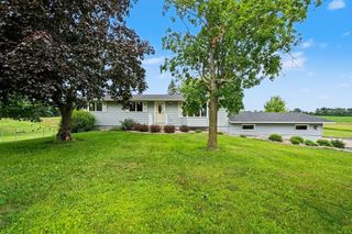 158 County Road E, Houlton, WI 54082