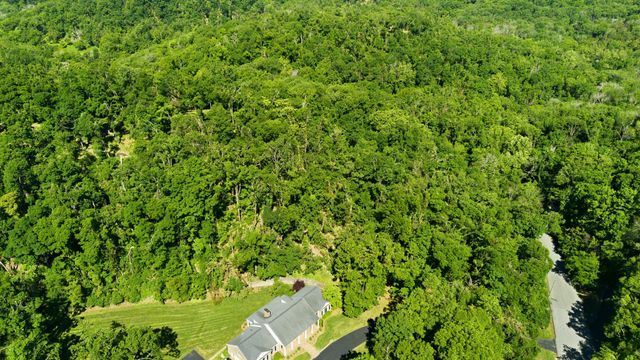 3 Saint James Pl, Nashville, TN 37215
