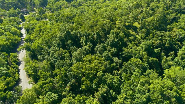 3 Saint James Pl, Nashville, TN 37215