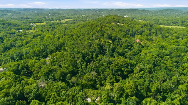 3 Saint James Pl, Nashville, TN 37215