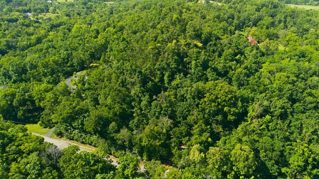 3 Saint James Pl, Nashville, TN 37215