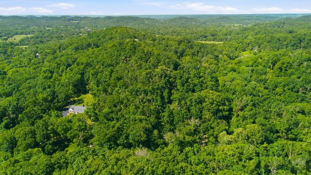 3 Saint James Pl, Nashville, TN 37215