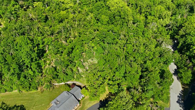 3 Saint James Pl, Nashville, TN 37215