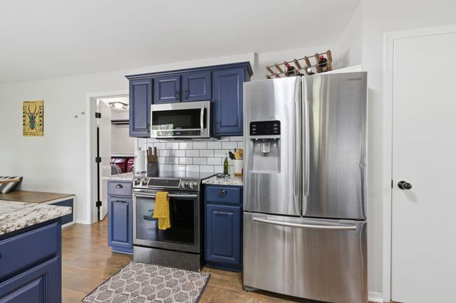 323 S Village Rd, Andover, KS 67002