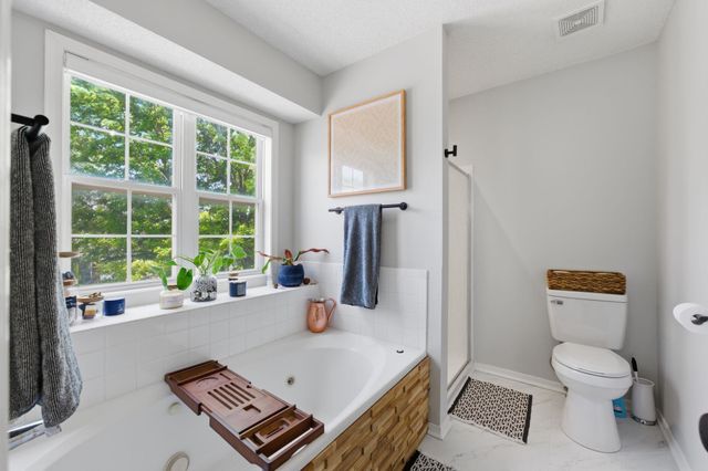 323 S Village Rd, Andover, KS 67002