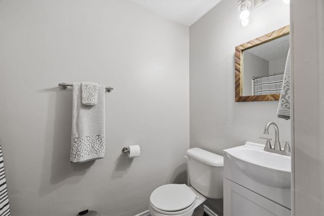323 S Village Rd, Andover, KS 67002