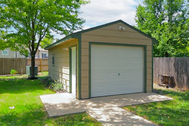 323 S Village Rd, Andover, KS 67002