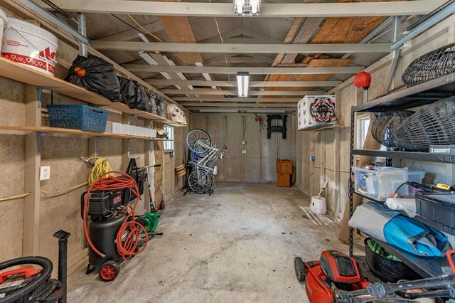 323 S Village Rd, Andover, KS 67002
