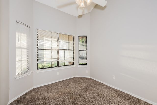 6014 Glenwood Drive, Arlington, TX 76017
