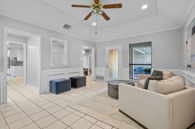 2901 Flamingo Circle, Southlake, TX 76092