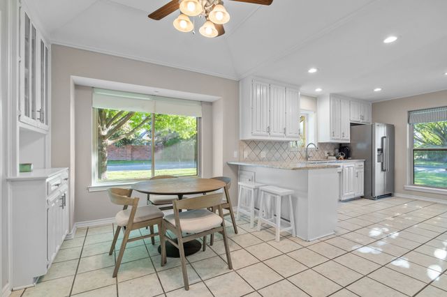 2901 Flamingo Circle, Southlake, TX 76092