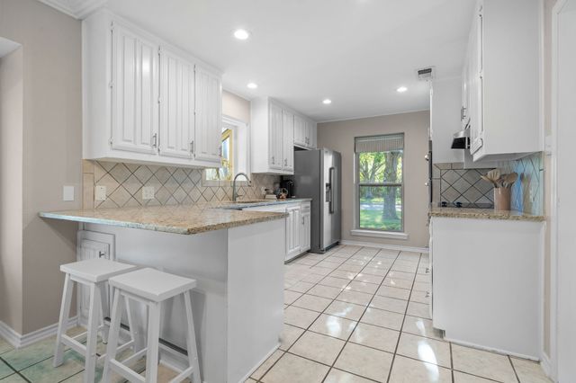 2901 Flamingo Circle, Southlake, TX 76092