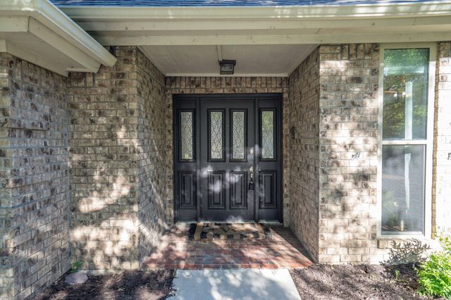 2901 Flamingo Circle, Southlake, TX 76092