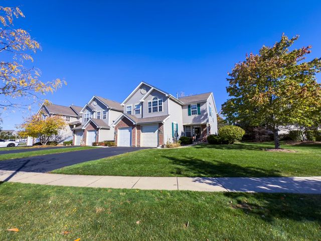 7400 Grandview Court, Carpentersville, IL 60110