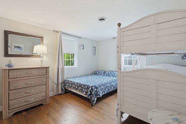 10 Holiday Ln, Dennis, MA 02639