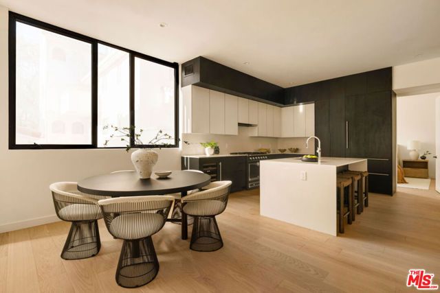 1264 N Harper Avenue 206, West Hollywood, CA 90046