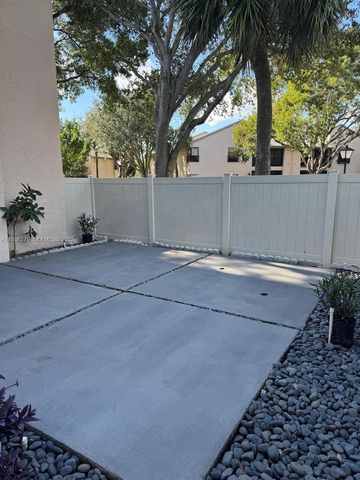 3451 NW 47th Ave 31102, Coconut Creek, FL 33063