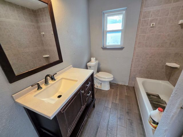 2714 Westfield Street, Alvin, TX 77511