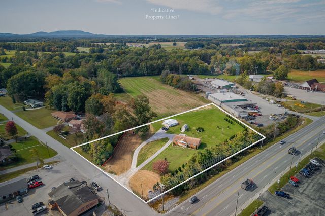 401 Whaley St, Smithville, TN 37166