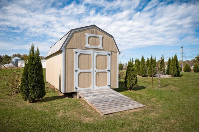 401 Whaley St, Smithville, TN 37166