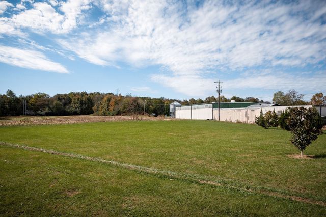 401 Whaley St, Smithville, TN 37166