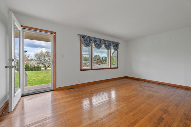 401 Whaley St, Smithville, TN 37166